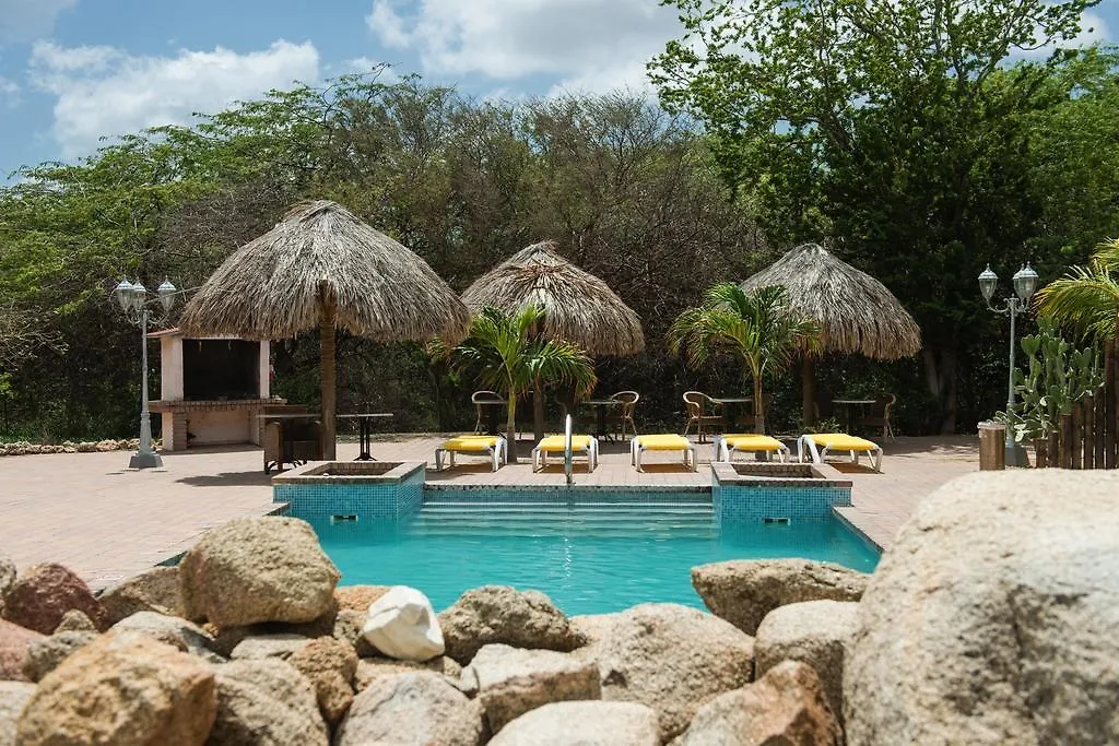 Camacuri Apartments Oranjestad
